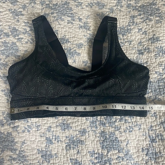 Varley Edris Gray Scoop Neck Sports Bra Size Large - Picture 6 of 10